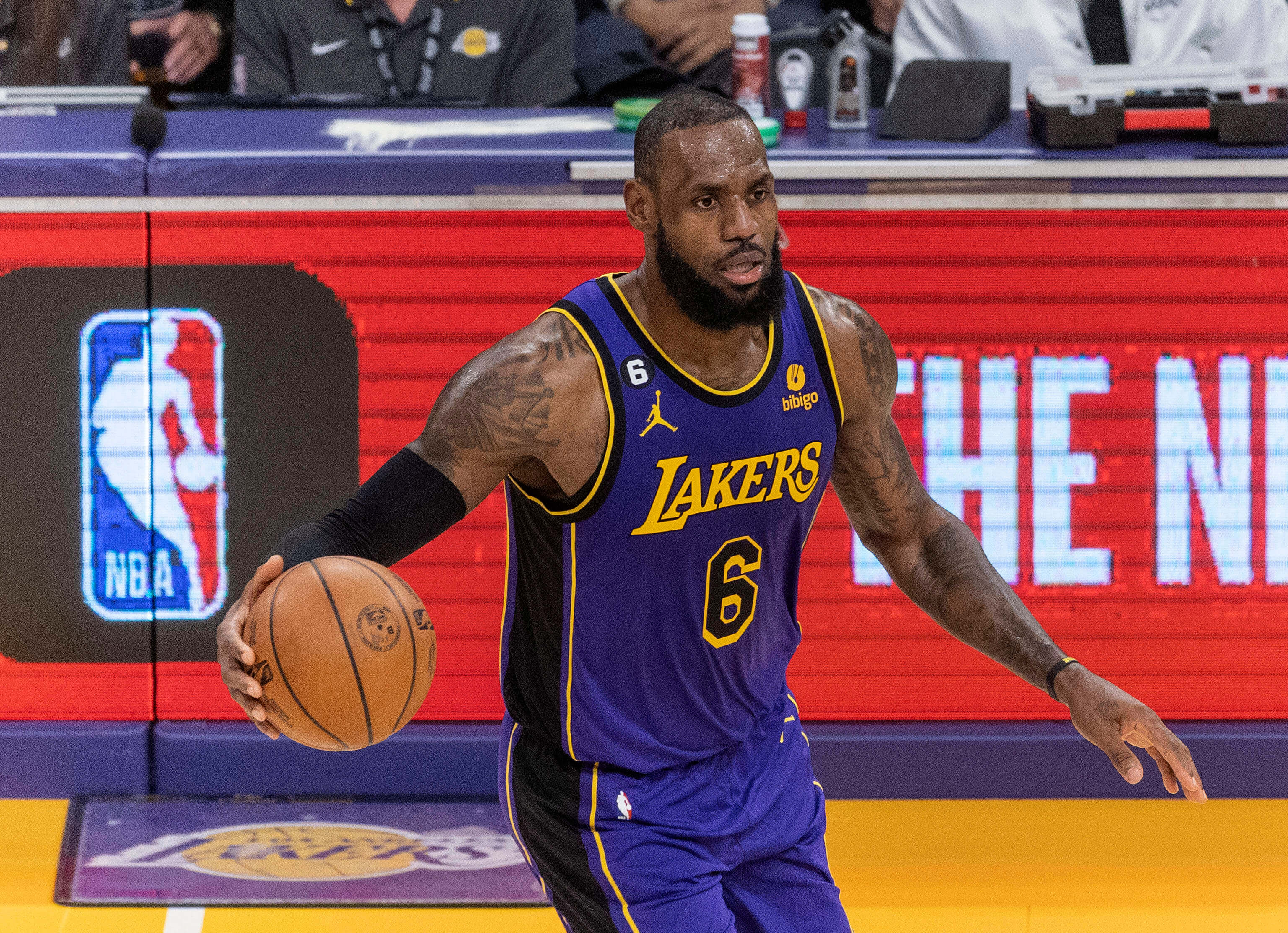 LeBron James verschwendet wertvolle Zeit bei LA Lakers