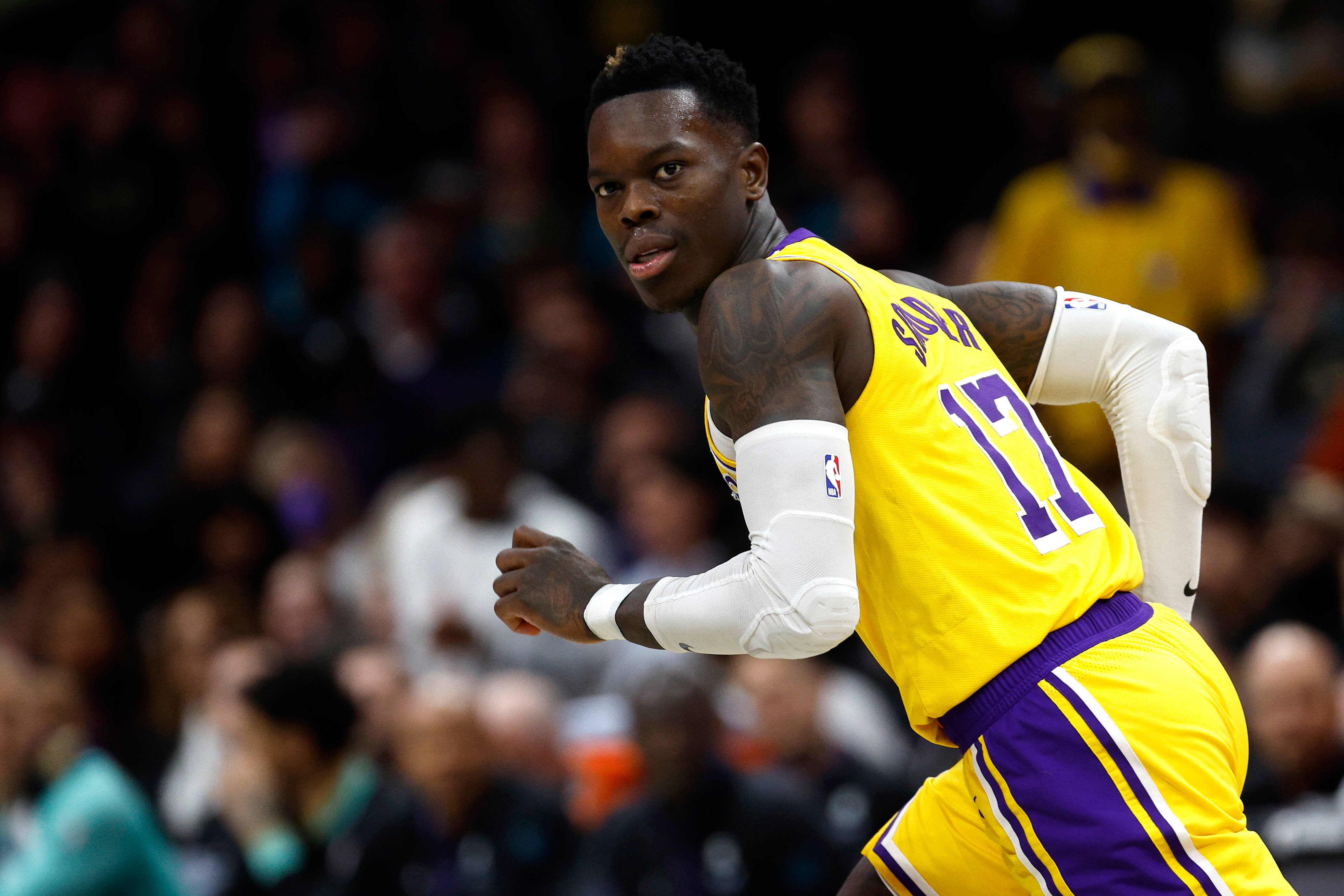 Dennis Schroder detained by LAPD, complains of being very aggressively  handcuffed - Eurohoops