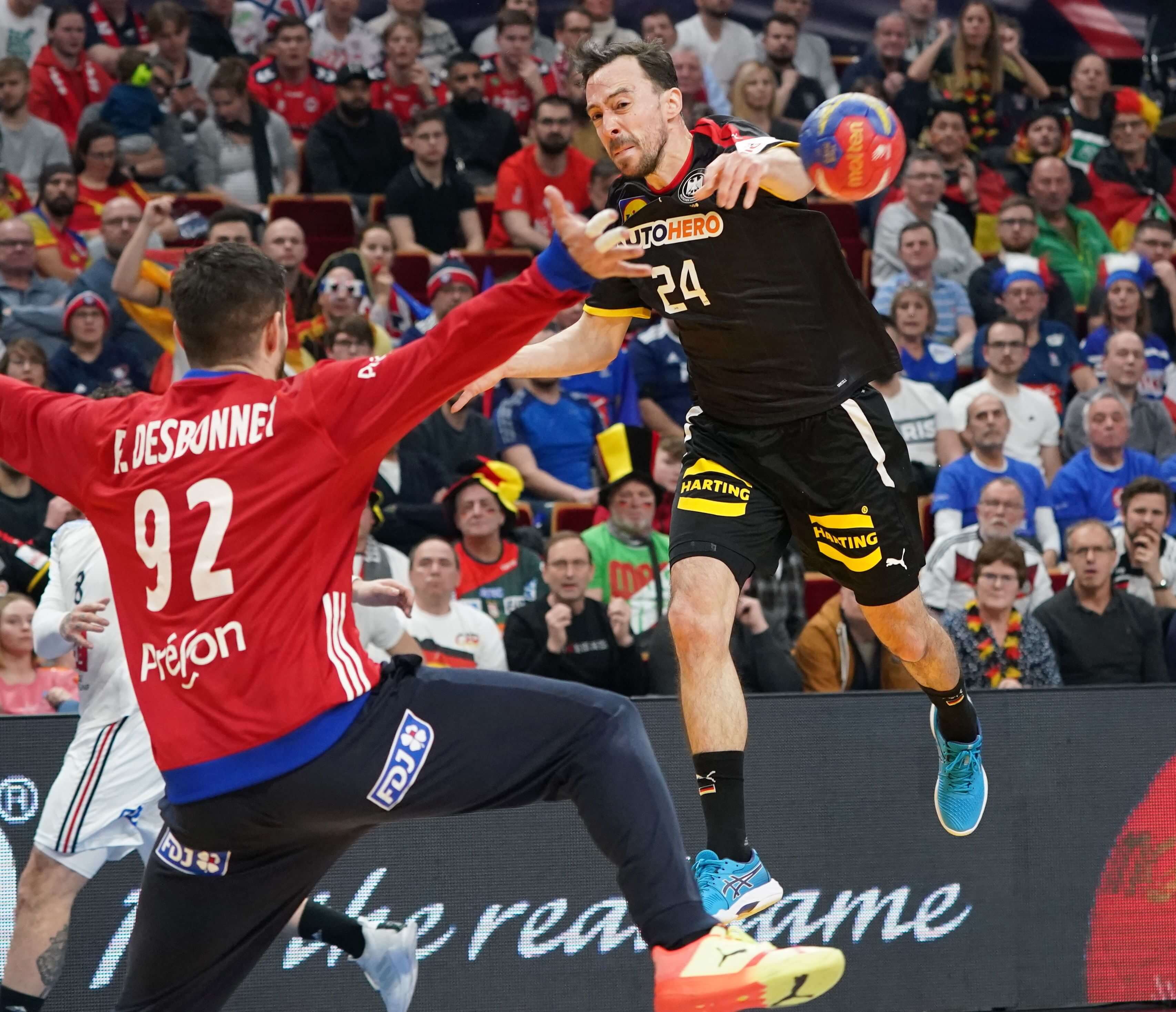 WM-Traum geplatzt! Deutsche Handballer scheitern am überragenden Frankreich-Keeper Sports Illustrated
