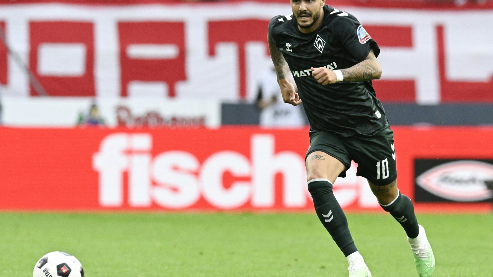Werder: Leonardo Bittencourt musste zum Rapport