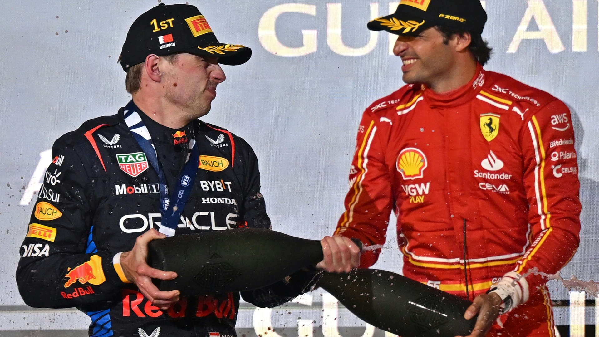 Max Verstappen (l.) und Carlos Sainz