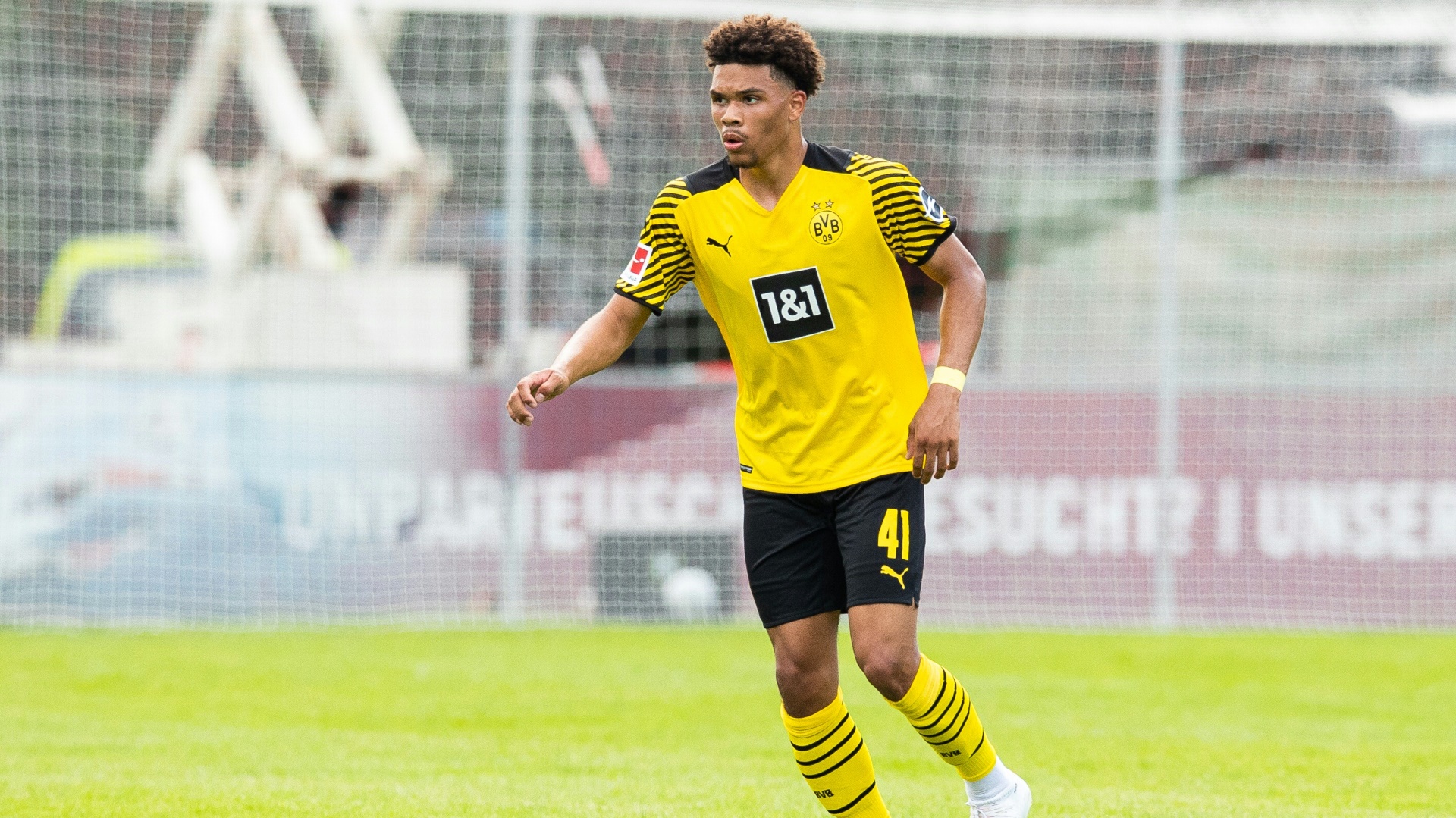 Frankfurt holt U19-Nationalspieler Collins aus Dortmund