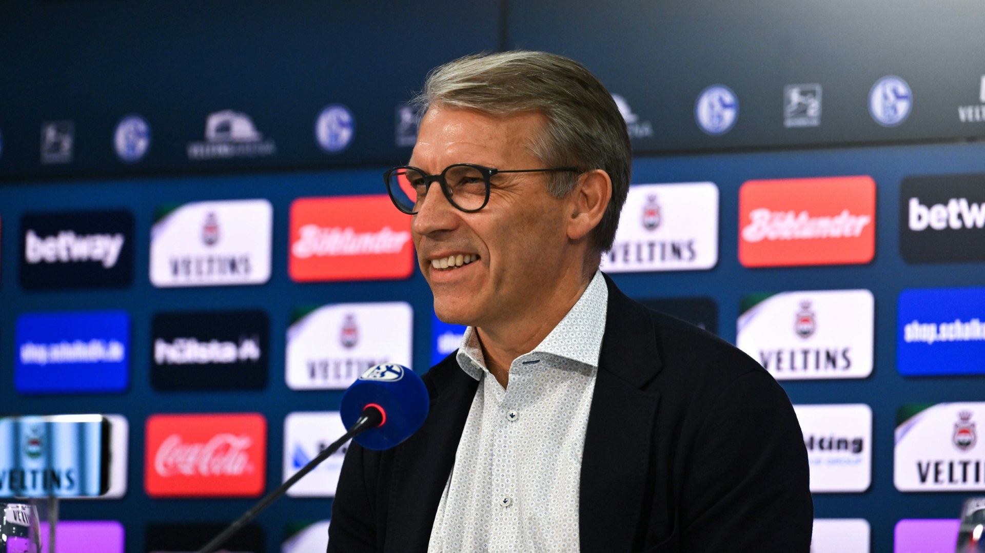 Peter Knäbel verlässt Schalke nach der Saison