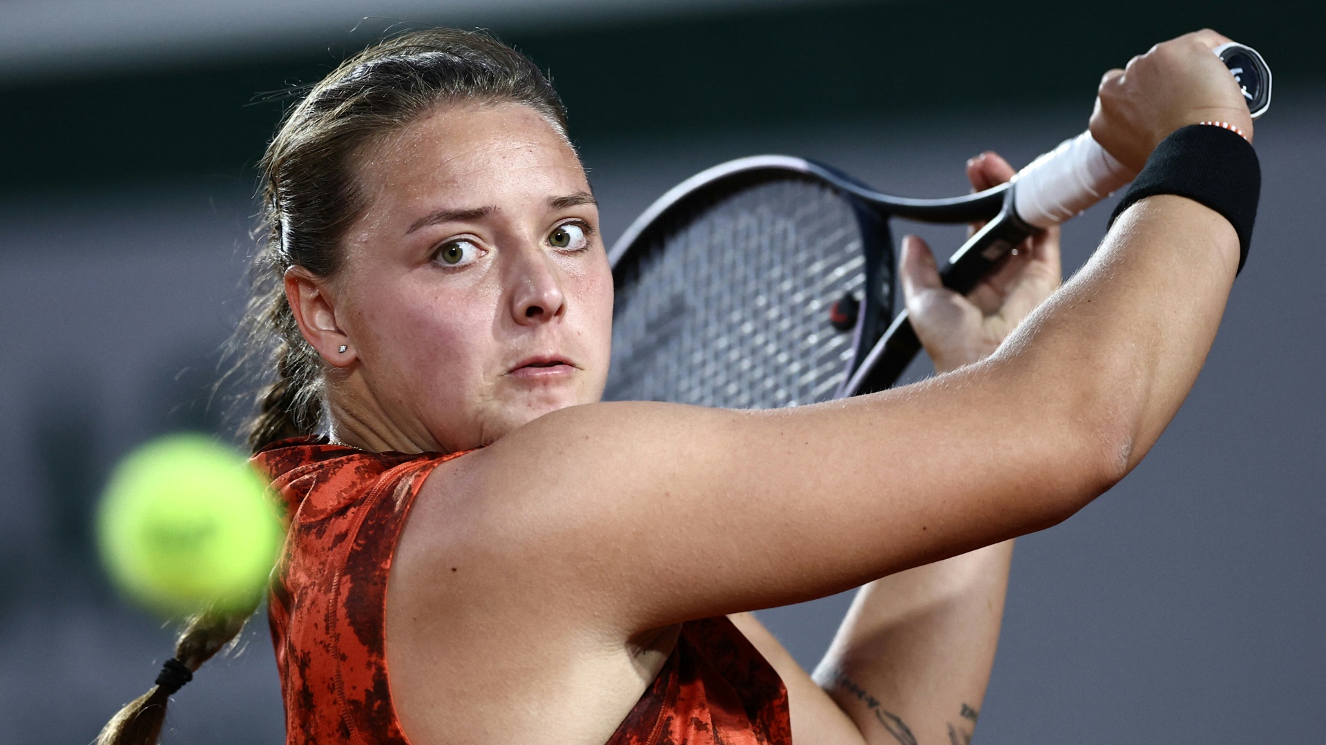 Jule Niemeier hat beim WTA-Turnier in Prag aufgegeben