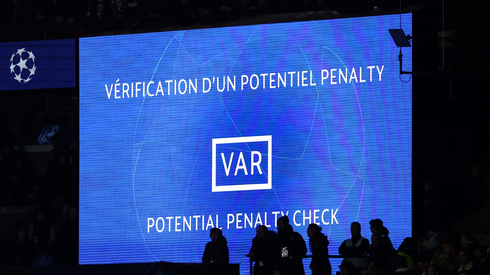 VAR-Entscheidung sorgte in Paris für Diskussionen