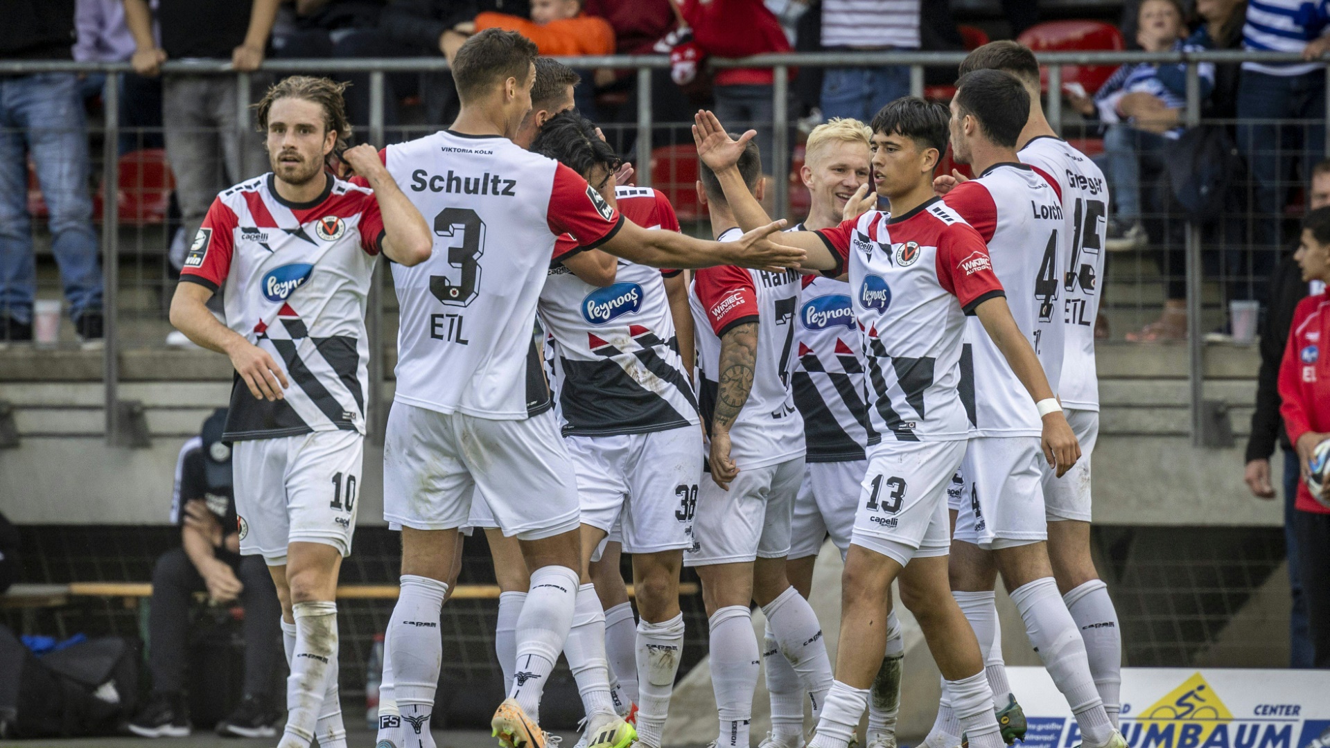 Viktoria Köln besiegt Duisburg mit 2:0