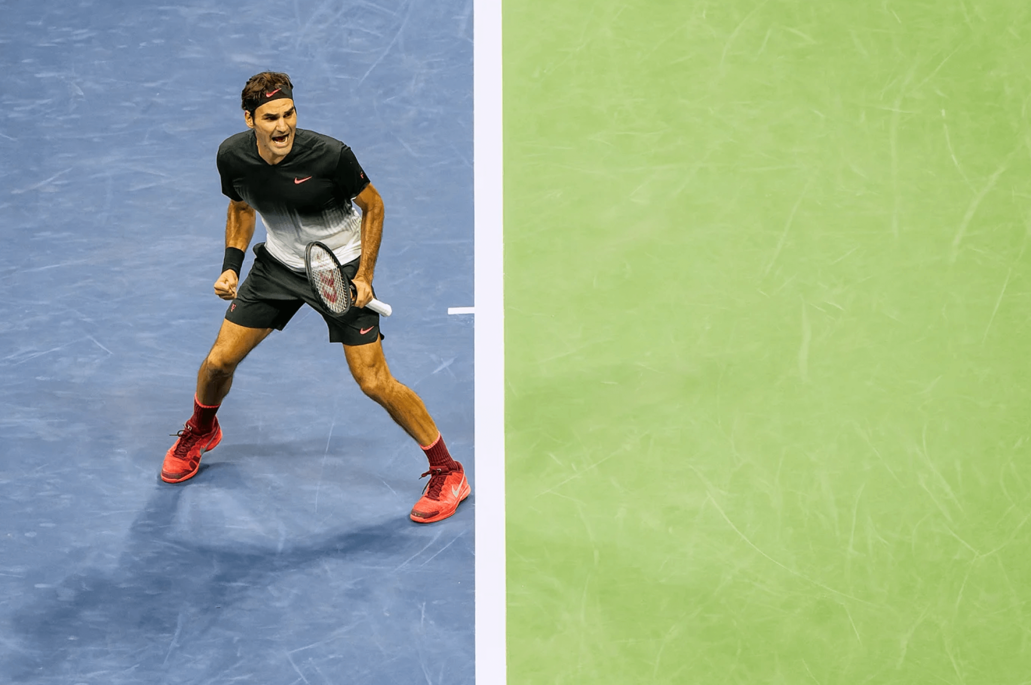 Roger Federer feiert bei den US Open 2017 einen über dreistündigen Sieg in der dritten Runde gegen Mikhail Youzhny