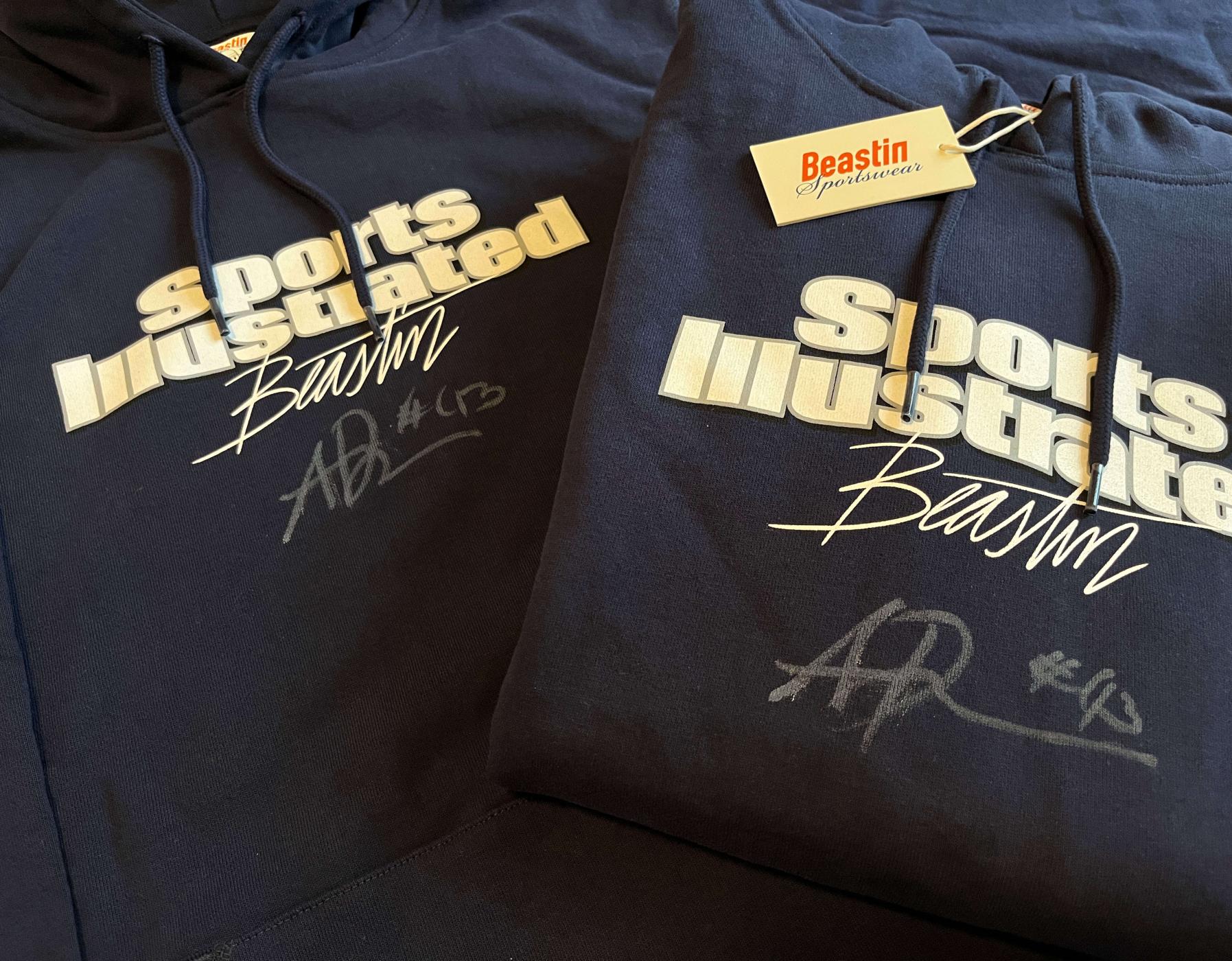 Gewinnspiel: Sports Illustrated x BEASTIN Hoodie mit Autogramm von Aaron Donkor