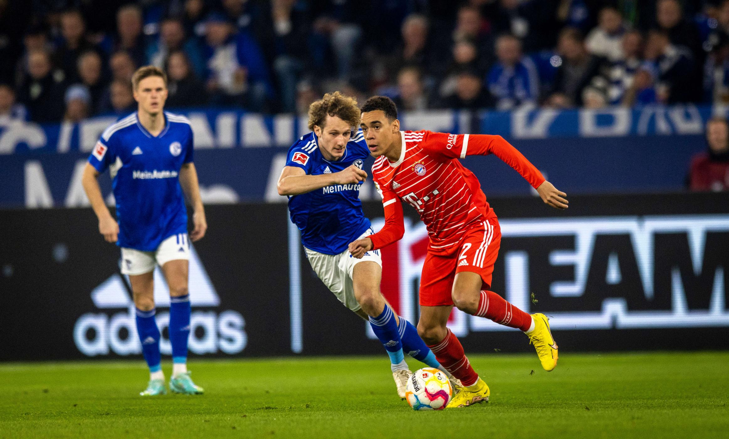 Jamal Musiala beim Spiel gegen Schalke