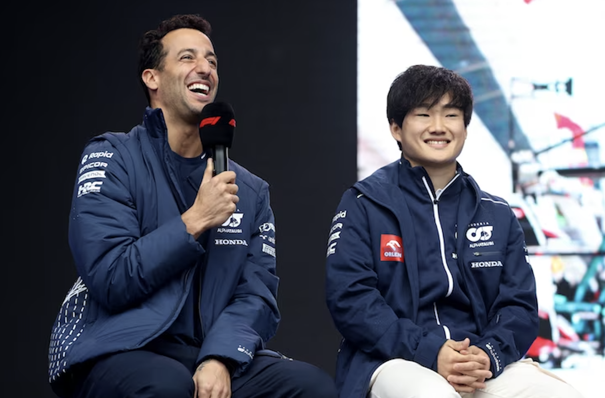 Daniel Ricciardo und Yuki Tsunoda 
