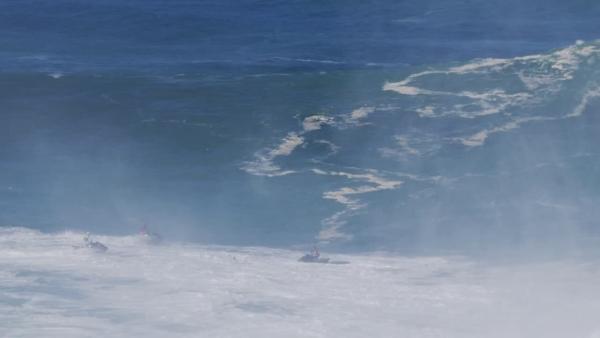 Guiness-Weltrekord! Sebastian Steudtner surft größte Welle aller Zeiten