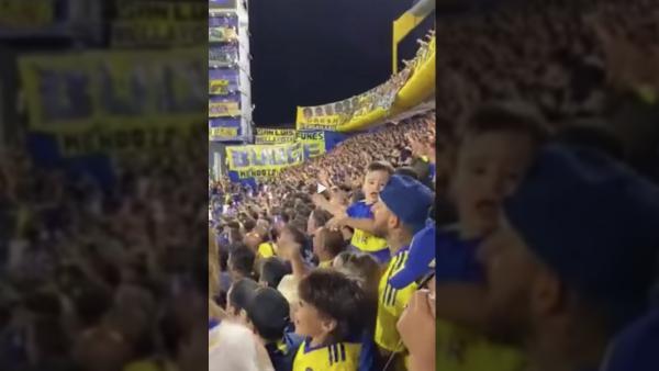 Gänsehaut-Moment! Kleiner Boca-Juniors-Fan feuert sein Team an