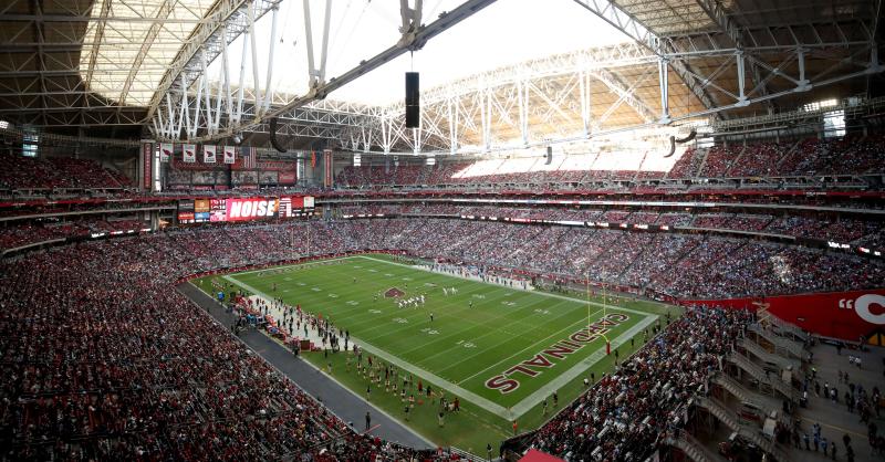 NFL Sweepstakes!  Grab 2×2 tickets to the Super Bowl in Glendale