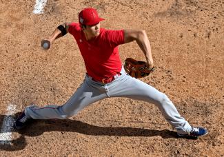 Shohei Ohtani holt in der MLB zu einem gefährlichen Wurf aus