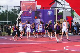 Jordan Brand eröffnet Satou-Sabally-Basketball-Court in Berlin