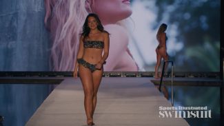 SI Swimsuit-Runway-Show in Miami