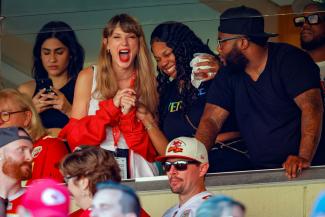 Taylor Swift bei einem NFL-Spiel der Kansas City Chiefs